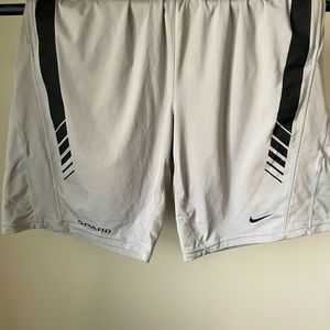Vintage Nike Sparq basketball shorts in grey